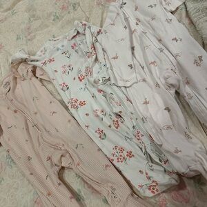 Carter’s Baby Girl Sleepers 3Pcs  Double Way Zipper 9 Months